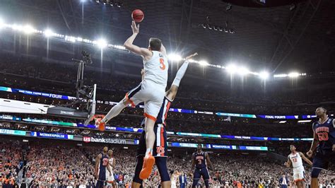 WATCH: Virginia vs. Auburn ends on stunning foul call after 